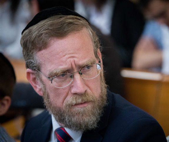 פינדרוס באמירה נחרצת: "מי שלא לומד – שיתגייס"