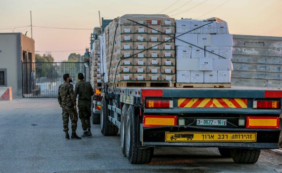 למרות הרקטות: מעבר הסחורות לעזה נמשך כרגיל
