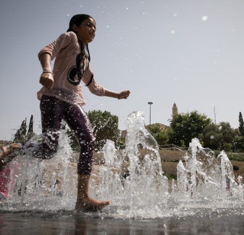 גל חום כבד|במד"א מזהירים מפעילות גופנית בחוץ