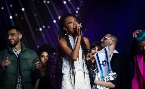 עשתה את זה: עדן אלנה עלתה לגמר האירוויזיון