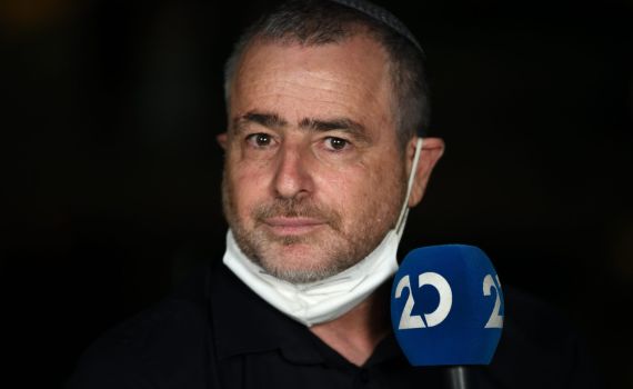 היום הוא שוב בעדנו; עוד התהפכות של שמעון ריקלין