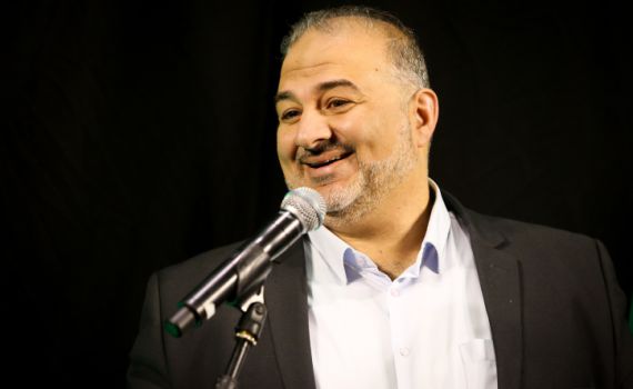 במערכה הזו, חמאס ניצח את עבאס (מנסור עבאס)