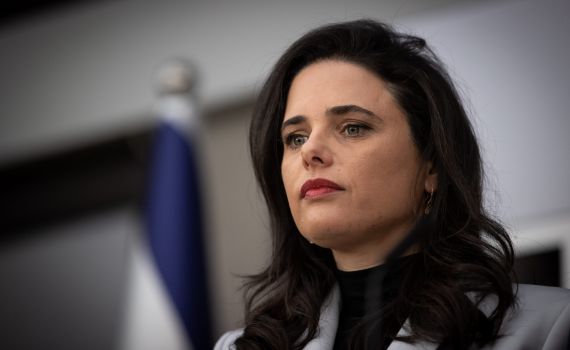 מגדלור שקרס | המקרה המצער של איילת שקד