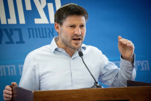סמוטריץ': "משהו רע מאוד עובר על חלקים בימין"