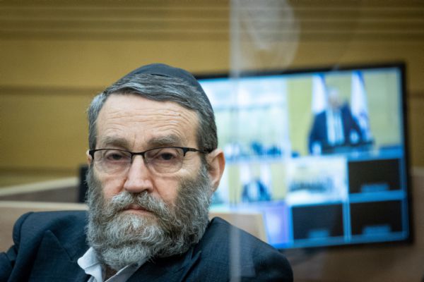 גורם חרדי לסרוגים: ״גפני מנסה לעשות הפרד ומשול״