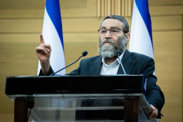 גפני לנתניהו: "להשאיר את הר הבית סגור ליהודים"