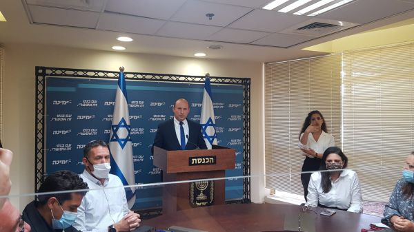"לנתניהו אין ממשלה והוא מתכוון להפיל את זה עלינו"