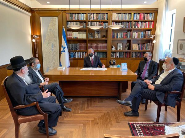 הדרך למנוע בחירות עוברת דרך סמוטריץ' והחרדים