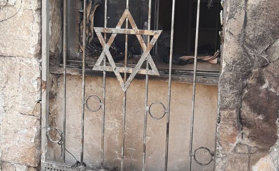 מזעזע: כך נראה בית כנסת אחרי פוגרום בלוד