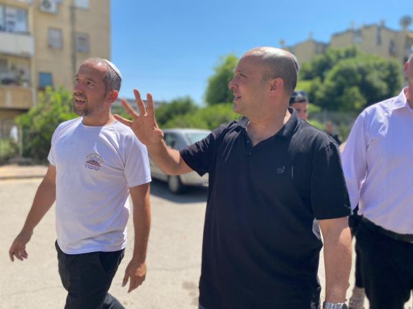 בנט בלוד: "יש סכנה ממשית לשלומם של התושבים"