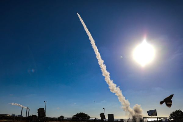 אירוע חריג: מיירט כיפת ברזל כמעט הפיל מטוס קרב