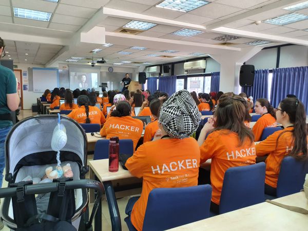 לאחר 45 שעות: המיזם שיציל את הגיל השלישי