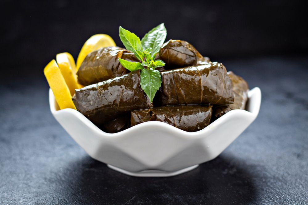 מתכון לשבת: עלי גפן ממולאים אורז בקלות