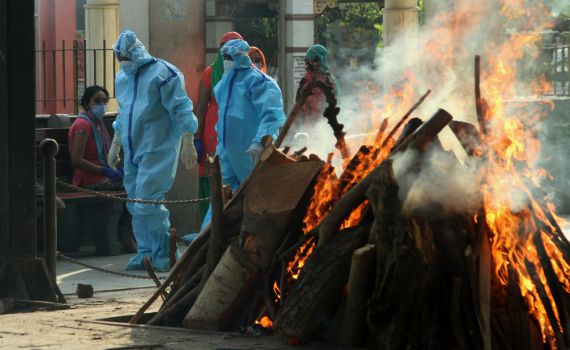 למרות הסגרים: 400 אלף חולי קורונה חדשים בהודו