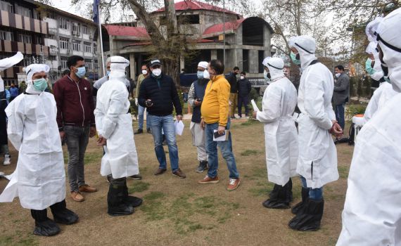בהודו מעריכים: מספר חולי הקורונה גבוה פי 10 משדווח