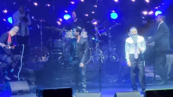 "אלוהים זה דלת"| אביב גפן חוזר בתשובה?