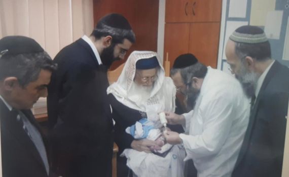 'ותחיינה את הילדים': כך עמותת אפרת מצילה חיים