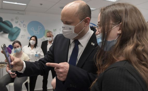 בנט: "אפשר לנצח את הגל הנוכחי גם בלי הגבלות"