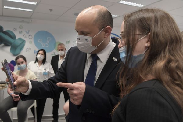 בנט: "אפשר לנצח את הגל הנוכחי גם בלי הגבלות"