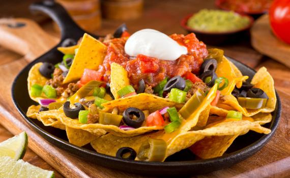 הנישנוש המושלם: נאצ'וס בתנור שיגנבו את ההצגה