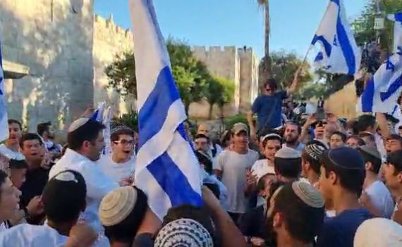 בר-לב החליט: מצעד הדגלים יתקיים במתווה הקבוע