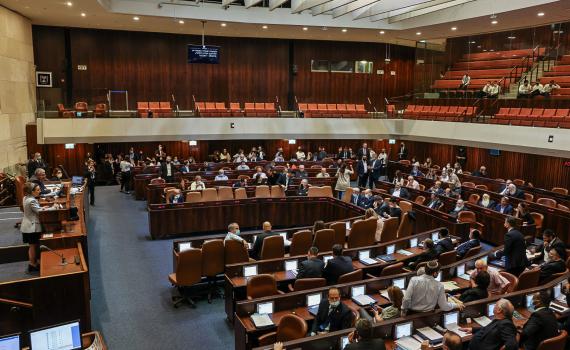 דרמה במליאה | החוק עבר לאי אמון: חוק האזרחות נפל