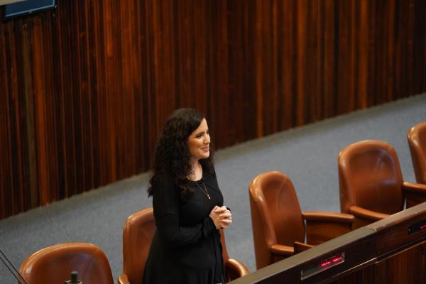 ח"כית נוספת נדבקה; כמה חולים יש בכנסת?