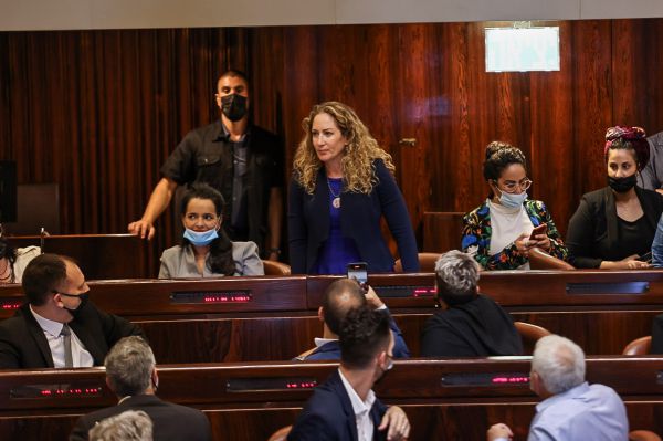 קורונה במשכן: חברת כנסת נוספת נדבקה בקורונה