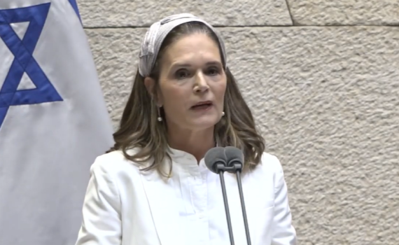 "תסתכל לי בעיניים"  – השאלה של וולדיגר לבנט