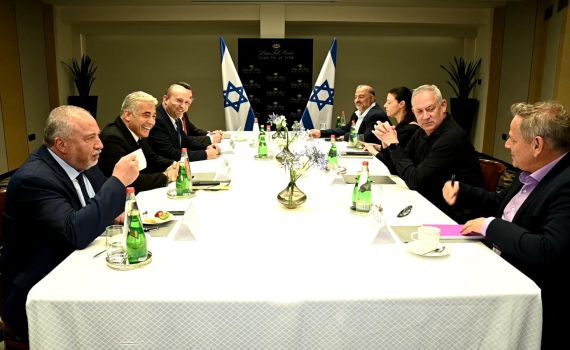 המחלוקת החדשה בין כחול לבן לתקווה חדשה