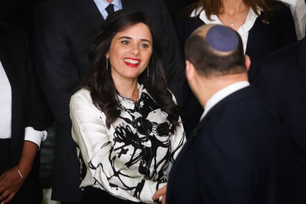 "הוא אמר לי" | איילת שקד חושפת למי בנט יצביע