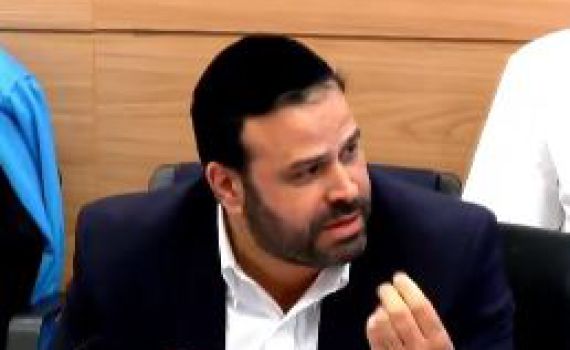 אהבת חינם? ח"כ ינון אזולאי תוקף את ח"כ מוסי רז | צפו