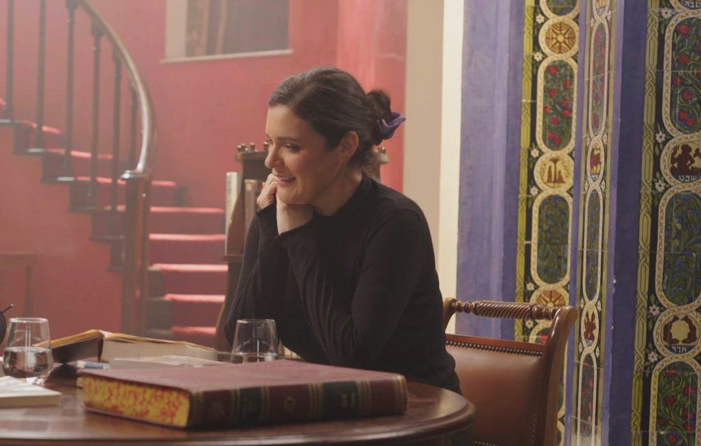 "העולם יתהפך אם לא תשמרי מצוות" | צפו