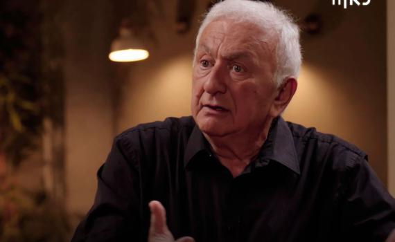 צפו: כשבגין נשאל, אתה נוטל תרופות פסיכיאטריות?