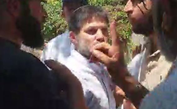 צפו: ערבים תקפו את סמוטריץ' וסטרוק בירושלים