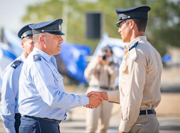 28 קצינים חדשים הצטרפו למערך ההגנה האווירית