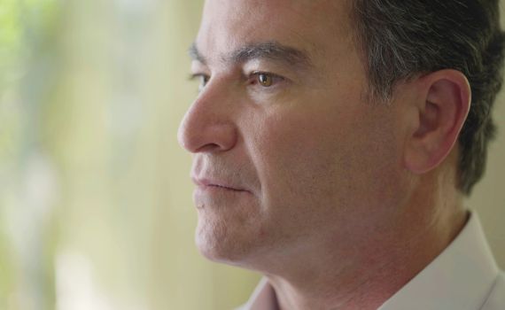 ראש המוסד היוצא יוסי כהן כפי שמעולם לא ראיתם. צפו