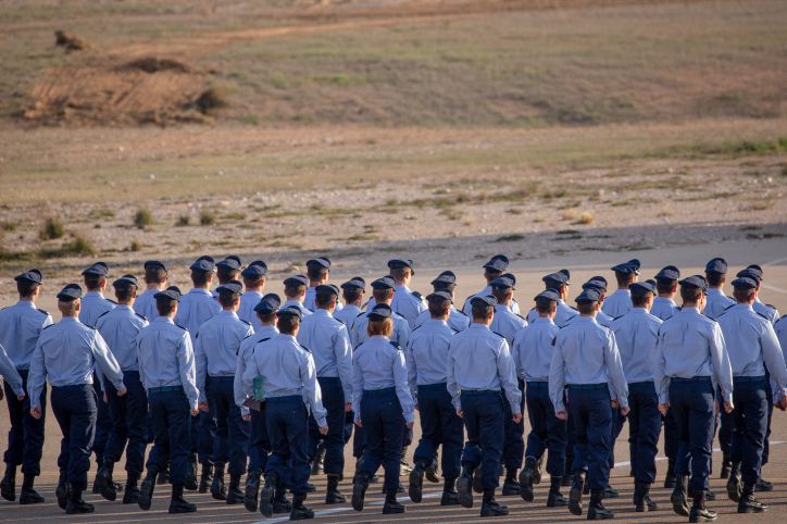 חצי מבוגרי קורס הטיס – בוגרי מכינות קדם צבאיות
