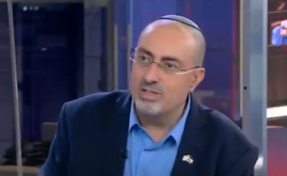 אופס: עקיבא נוביק תפס על חם את הח"כ מהליכוד. צפו