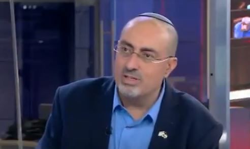 אופס: עקיבא נוביק תפס על חם את הח"כ מהליכוד. צפו