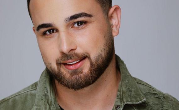 צפו: אליה רוסיליו שכתב את "שני משוגעים" בשיר חדש