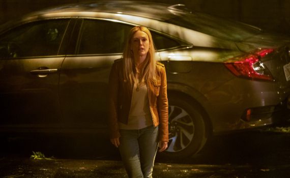 ‏‎האישה בחלון | כוכבים גדולים וביצוע כושל •ביקורת