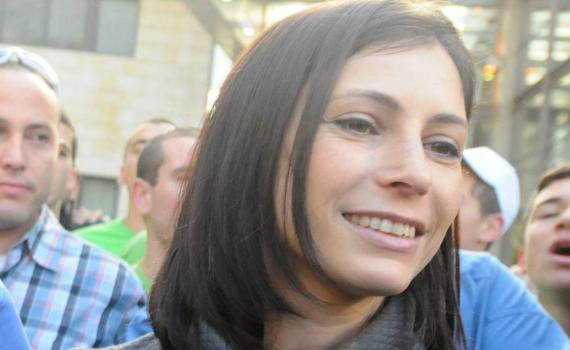 אשת ראש הממשלה? כל מה שלא ידעתם על גילת בנט