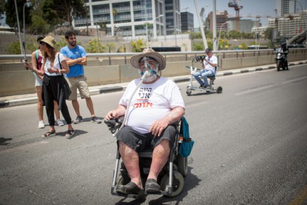 יומיים לאחר ההשבעה: מי דואג לנכים?