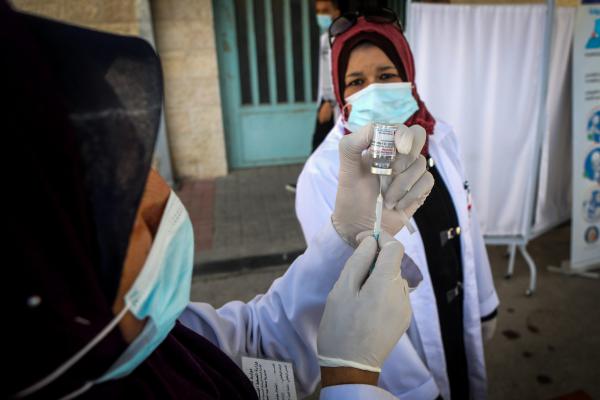 ארה"ב תעביר חצי מיליון חיסוני קורונה לפלסטינים