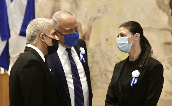 מיכאלי עוקצת את לפיד: עדיף מאוחר מלעולם לא