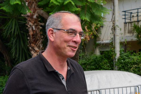 סופית: ניר אורבך יצביע בעד ממשלת בנט לפיד