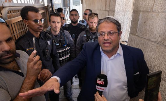 למרות המפכ"ל ובג"צ: בן גביר יגיע הערב לשער שכם