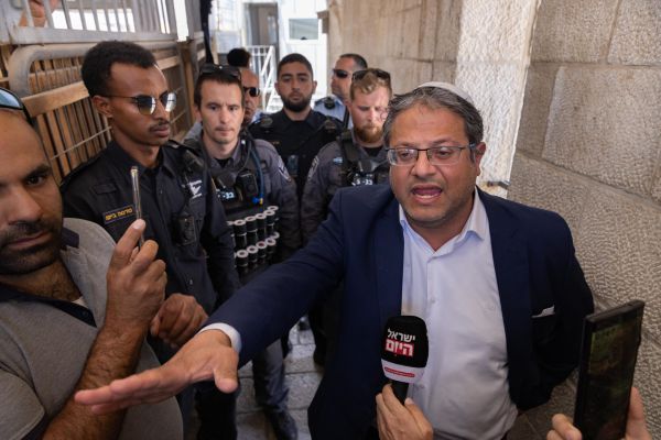 למרות המפכ"ל ובג"צ: בן גביר יגיע הערב לשער שכם