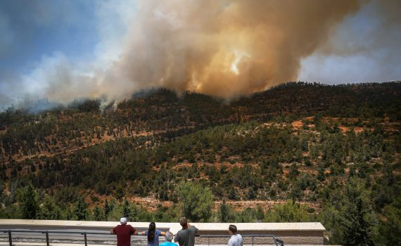 סכנה מידית לבתים במעלה החמישה ויד השמונה